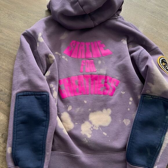 Kids Nike Lebron James embroidered patch Strive For a greatness size L Hoodie. - Picture 2 of 6